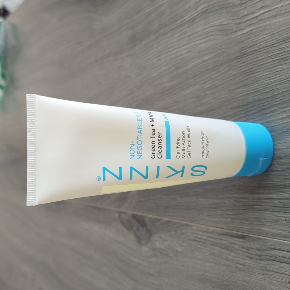 SKINN Green Tea & Mint Gel Face Wash